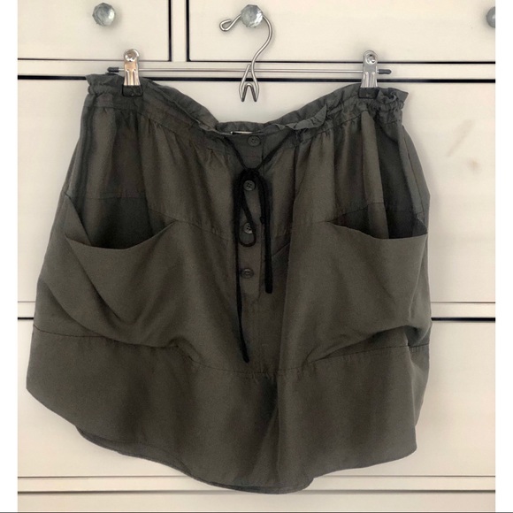 Wilfred silk skirt. Drawstring waist.